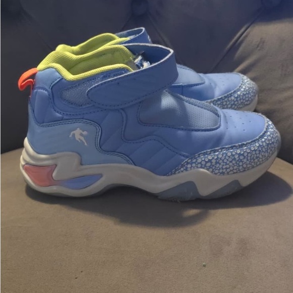 And1 Sky Blue Sneakers with Neon Highlights - Picture 7 of 15